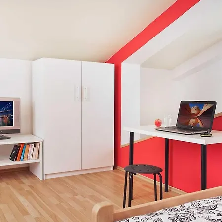 Semesterbostad Gloria, A Beautifully And Modernly Furnished